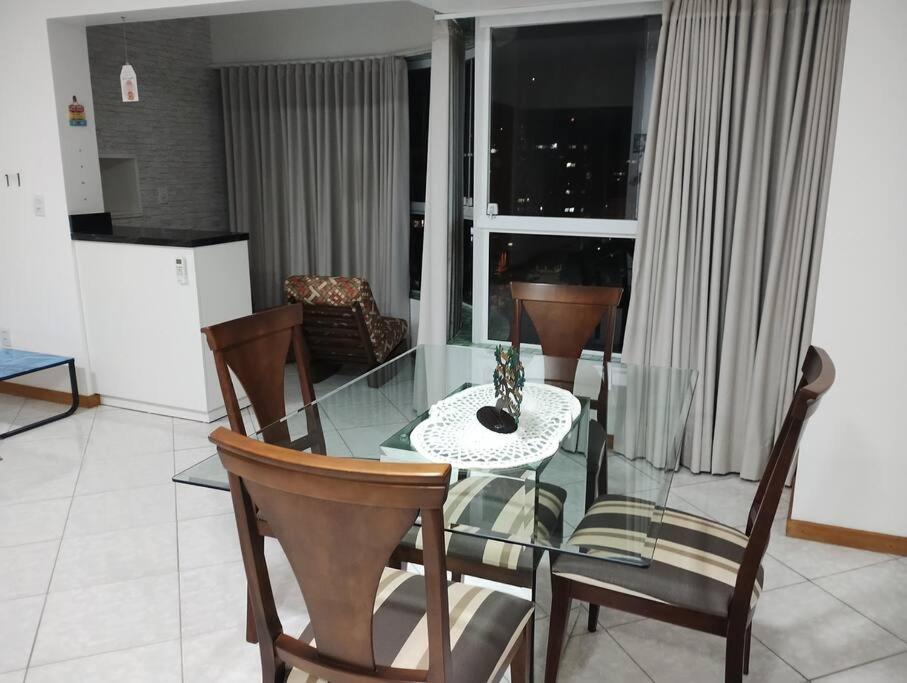 Apartamento Solar Da Praca, Aconchegante E Climatizado Torres Bagian luar foto
