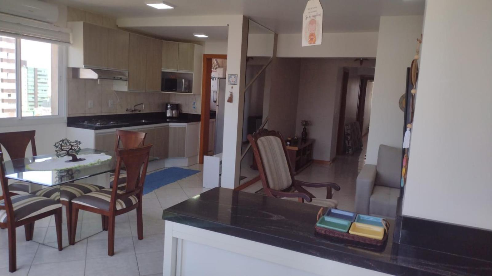 Apartamento Solar Da Praca, Aconchegante E Climatizado Torres Bagian luar foto